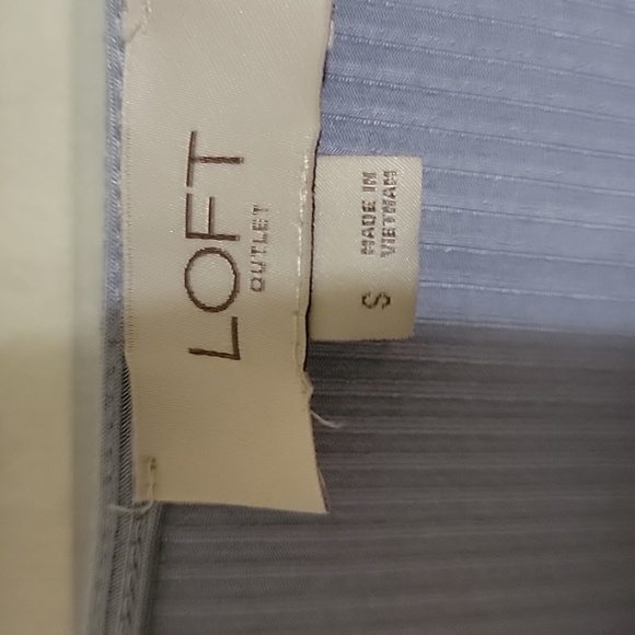 Top - Picture 2 of 5